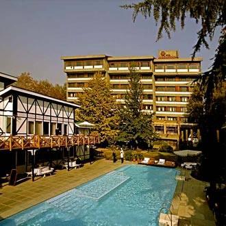 Hotel Broadway Srīnagar 外观 照片