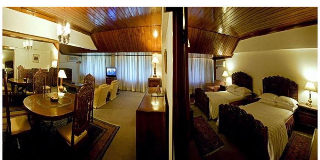 Hotel Broadway Srīnagar 外观 照片